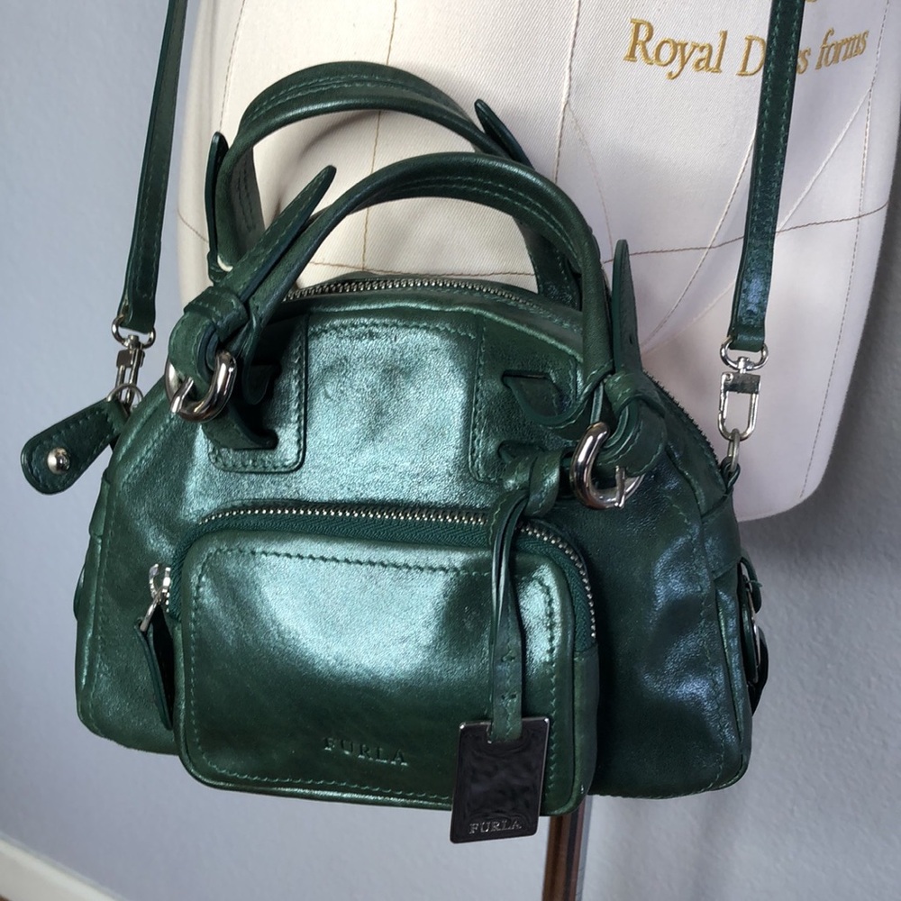 Vintage Y2K Furla green leather bowling bag
